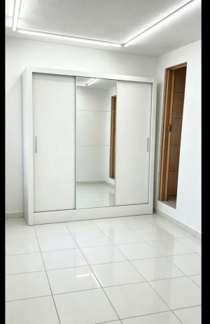 Guarda-Roupa Dubai Larg. 1.79m 03 Portas Com Espelho Branco Carioca