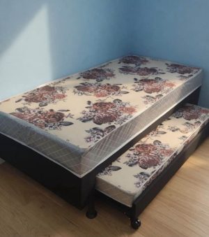 Cama Box Solteiro Com Auxiliar Conjugado Lisboa Espuma D26 e D23