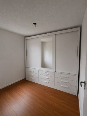 Roupeiro Meridian Plus 3 Portas 9 Gavetas Branco Larg. 2.00m D' Doro