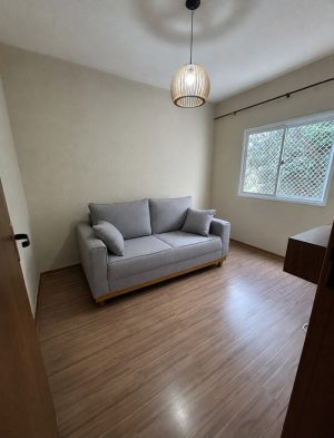 Sofá 2 lugares Slim 1.40m – Cinza Linho